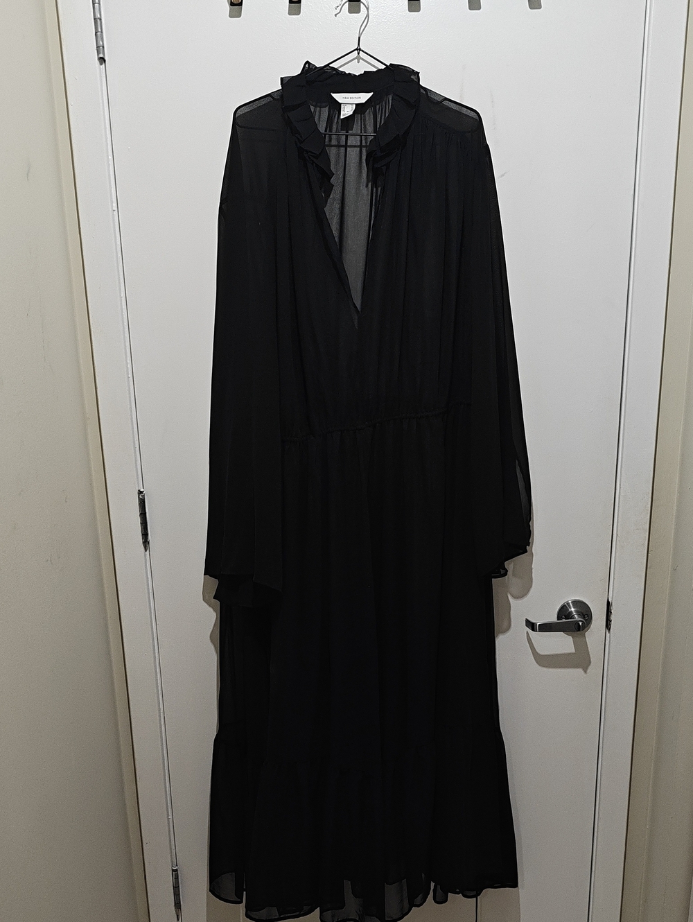 Black Long-Sleeve Ruffle Nighty - Women